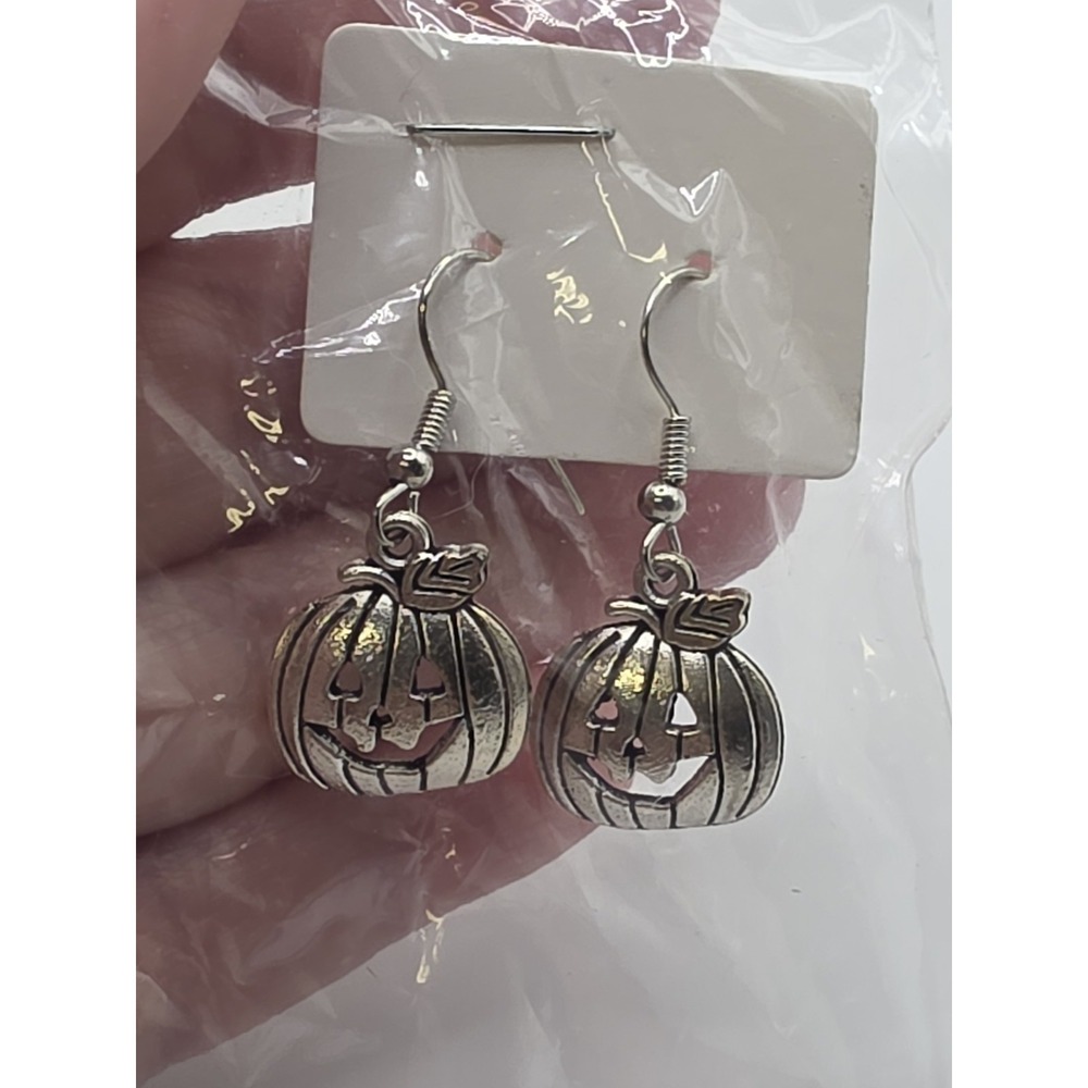 Halloween‎ Jack O' Lantern Silvertone Drop/Dangle Earrings